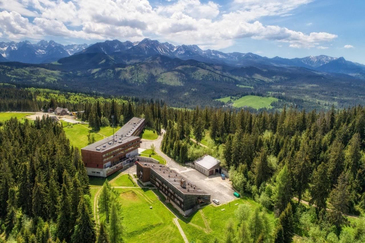 Отель Zespół Tatry - Hotel Tatry i Budynek Turystyczny Мужасихле-4