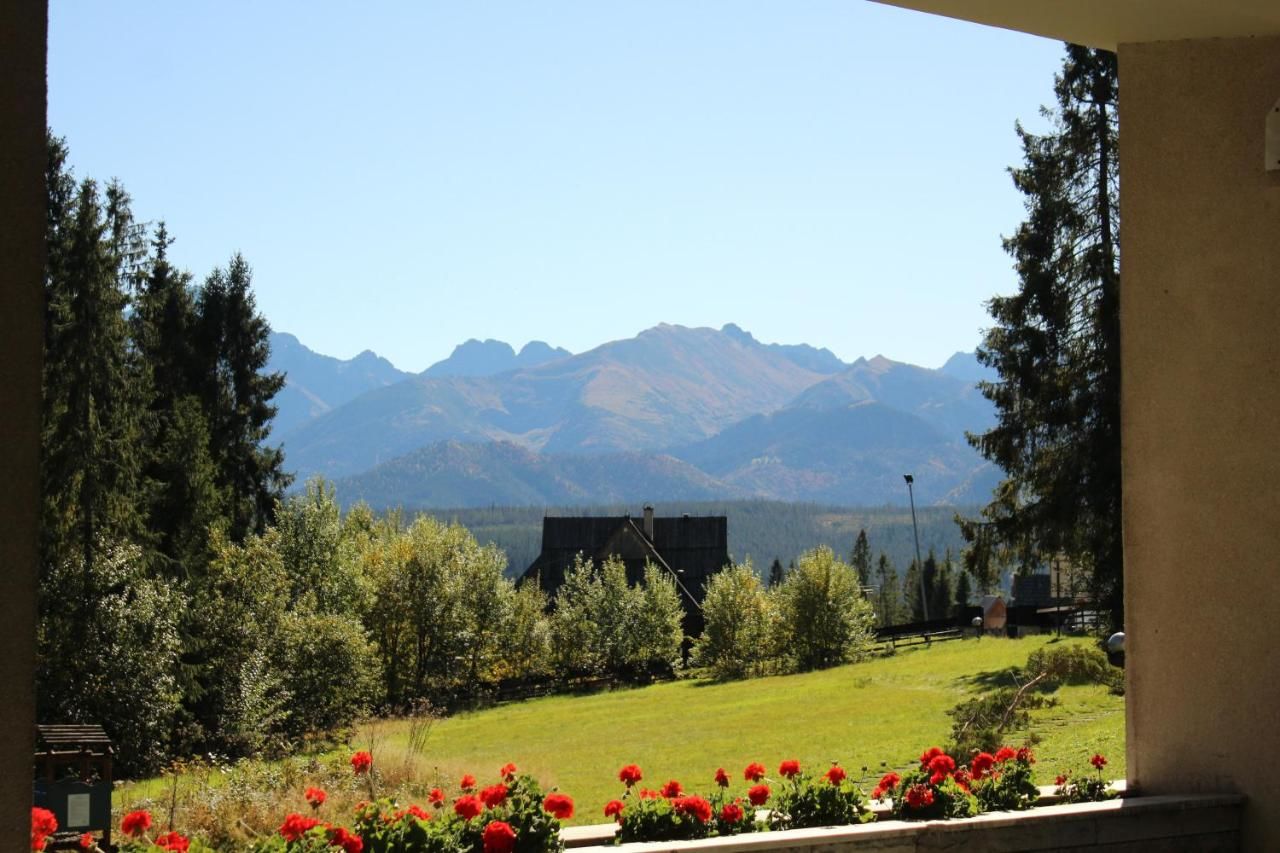 Отель Zespół Tatry - Hotel Tatry i Budynek Turystyczny Мужасихле-19