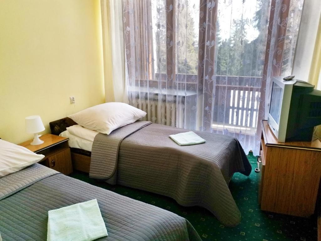 Отель Zespół Tatry - Hotel Tatry i Budynek Turystyczny Мужасихле-55